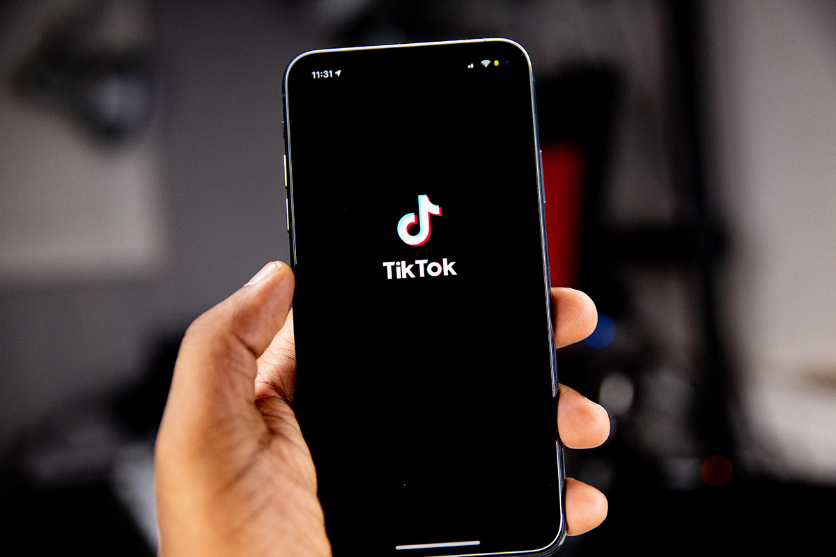TikTok тестирует чат-бот с искусственным интеллектом по имени Tako