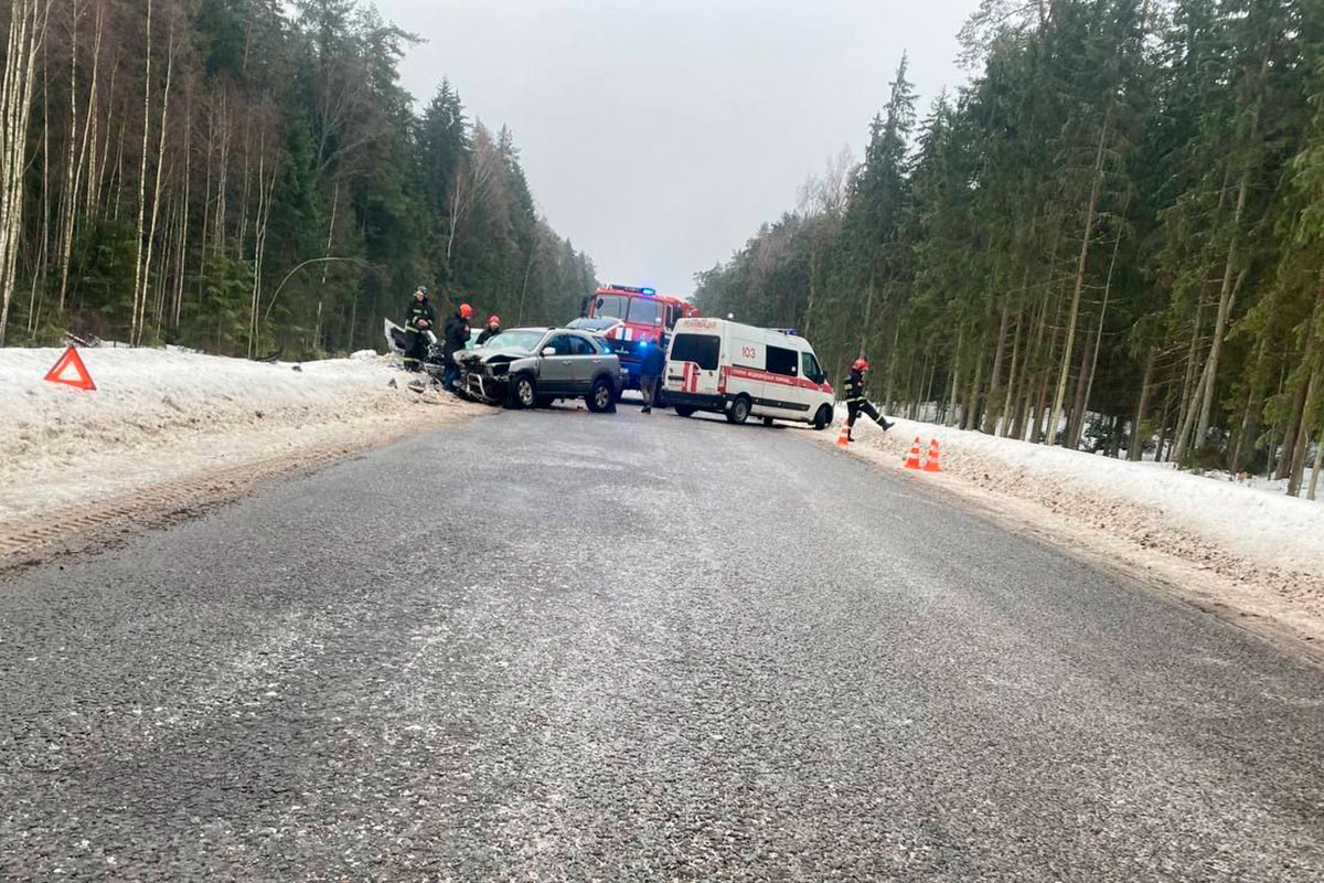 Авария в Полоцком районе унесла жизни двух человек – ведется расследование