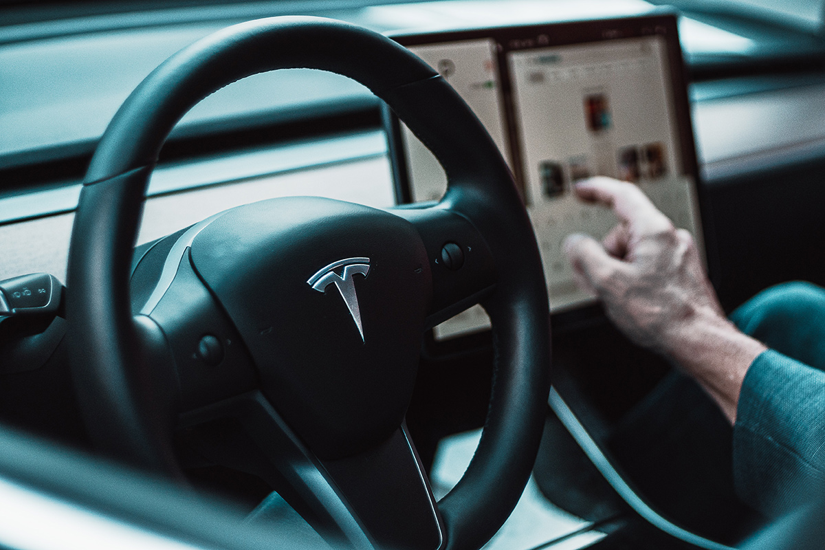 Tesla отзовет более 435 тысяч автомобилей Model 3 и Model Y