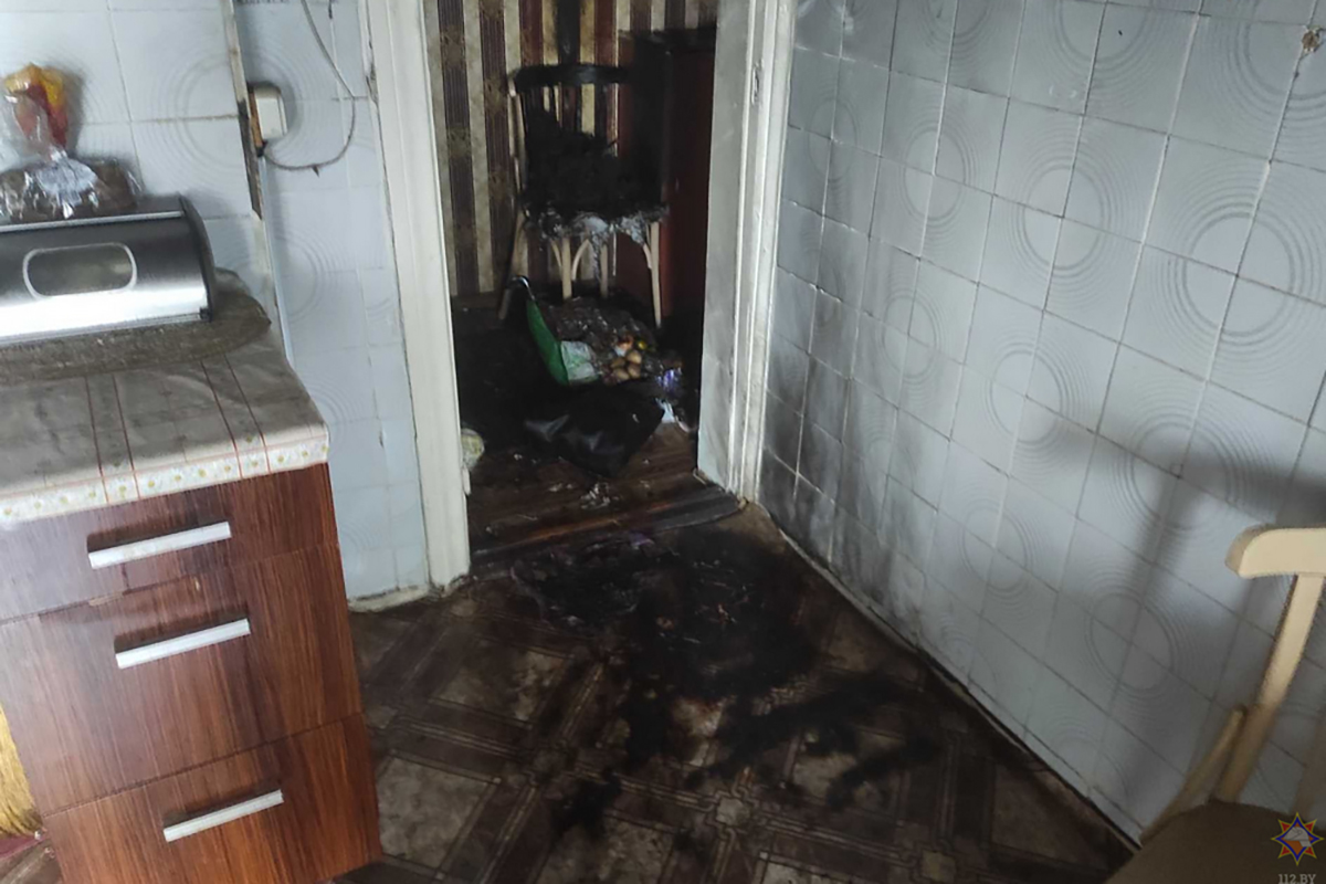 В Волковыске горела многоэтажка: жильцов эвакуировали, есть погибший