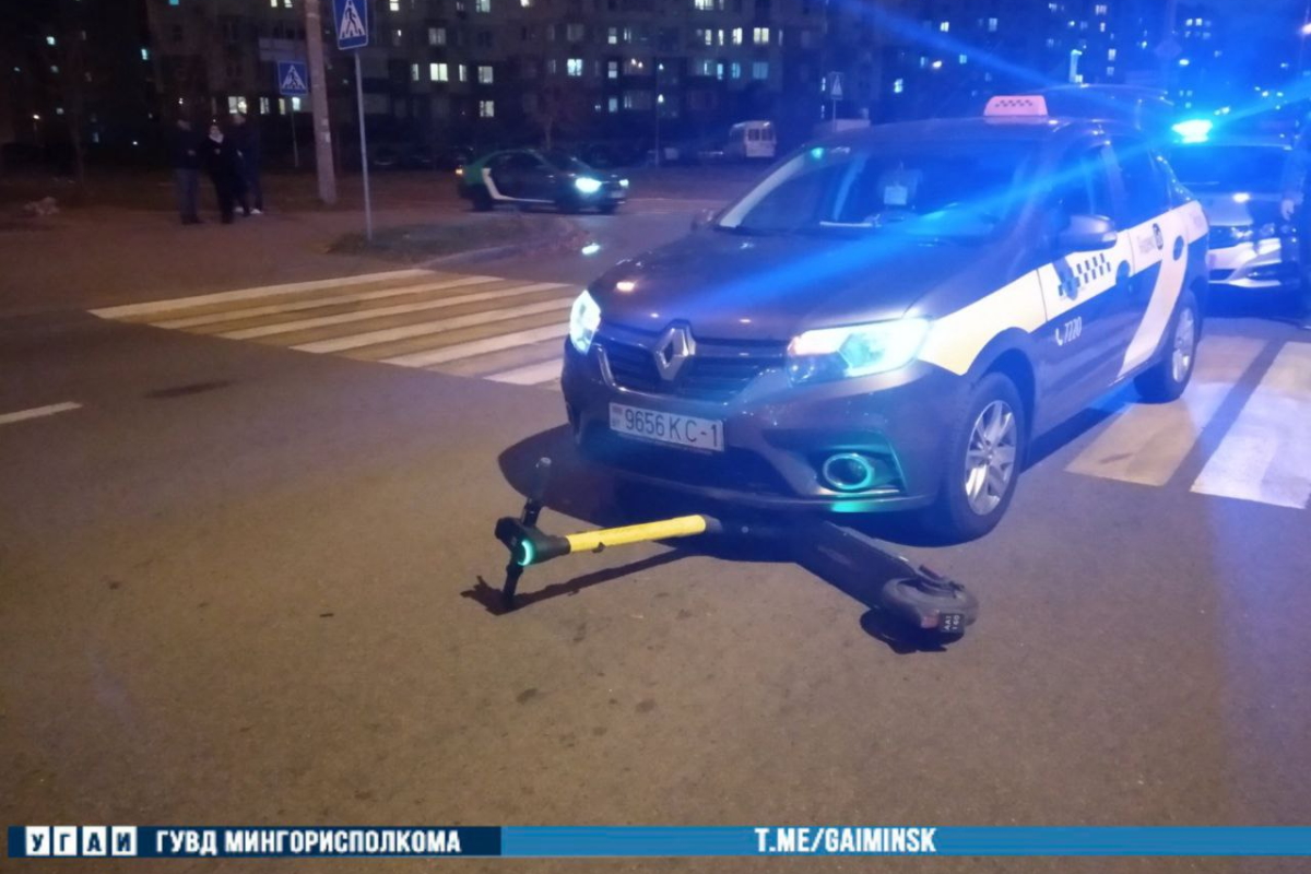 Таксист сбил минчанина на электросамокате – видео