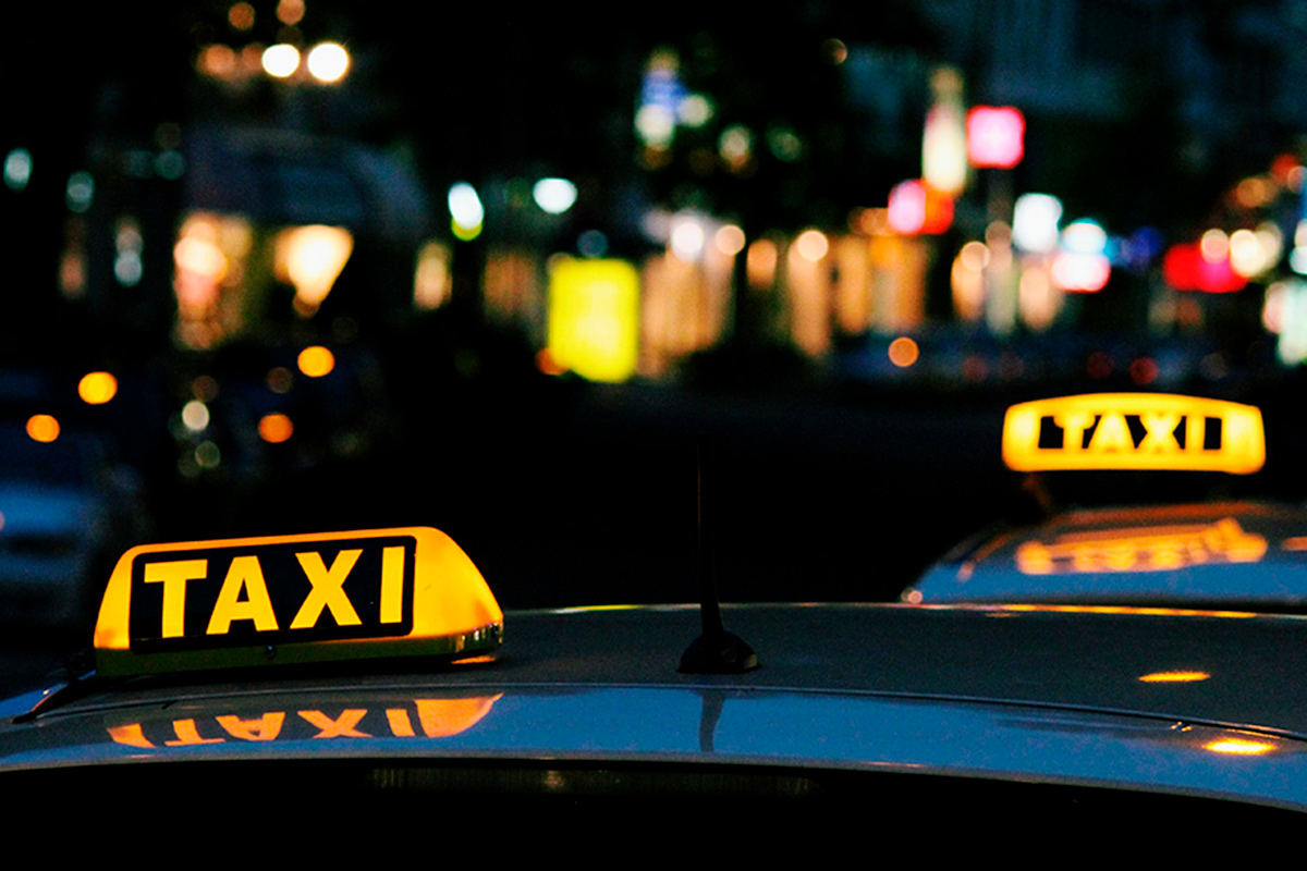 "Яндекс" назвал причину повышения тарифов в такси