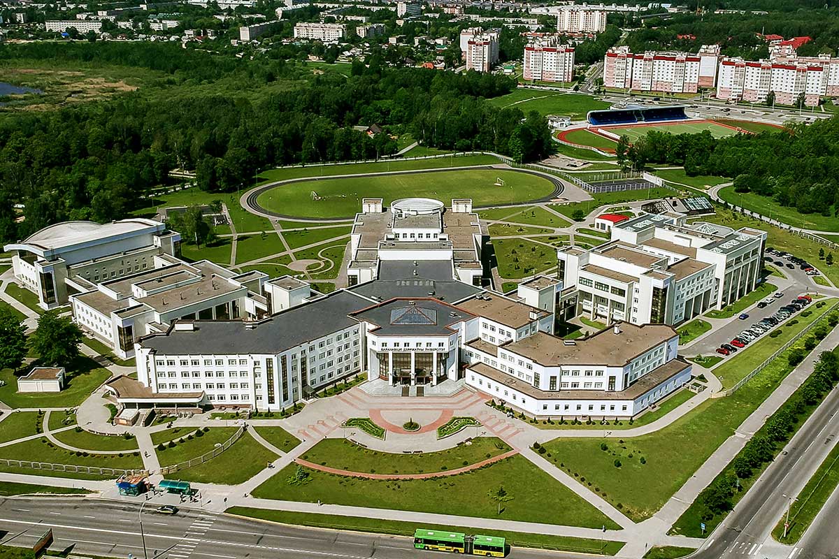 От газопровода Ямал – Европа до Ледового дворца: как строят в Барановичах