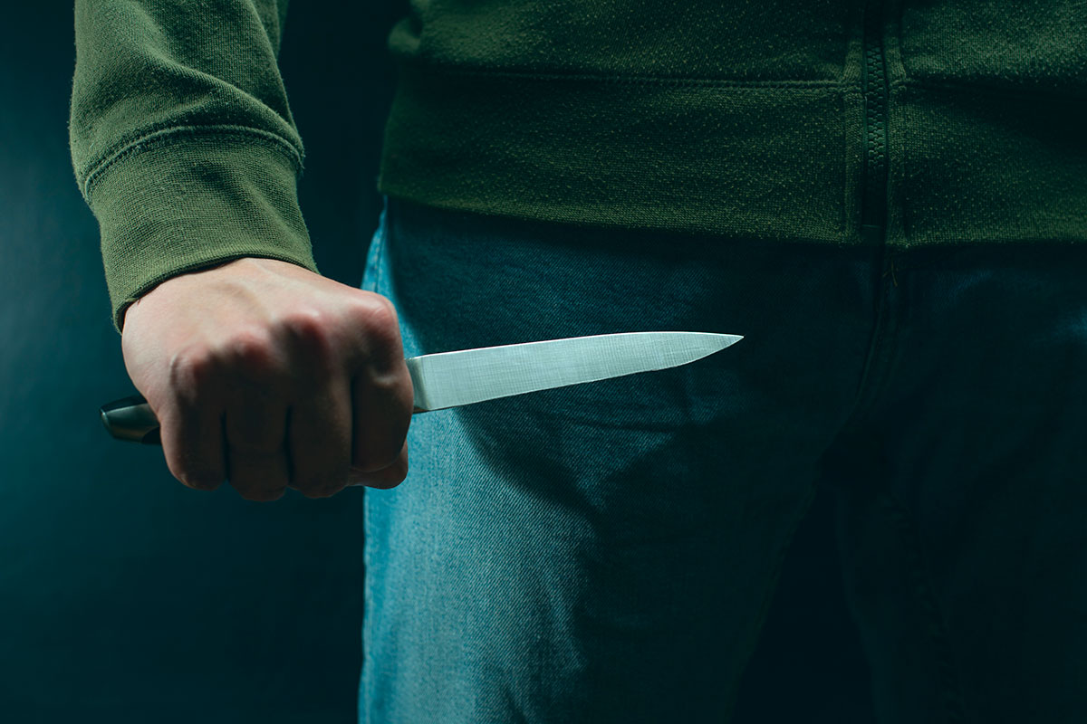 Мужчина с ножом бросался на милиционеров в Гродно – звучала стрельба
