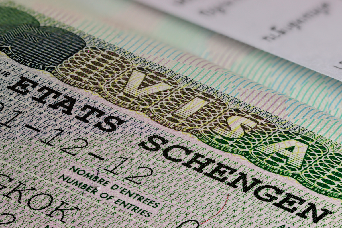 Сколько Шенгенских виз получили белорусы в 2022 году