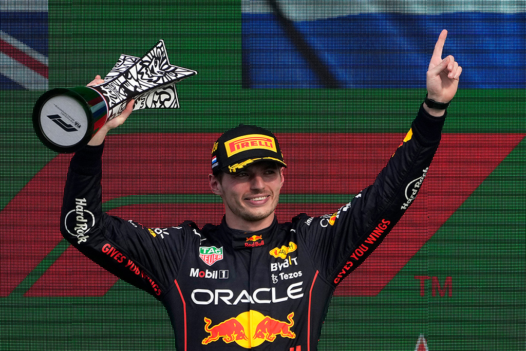 Ферстаппен стал двукратным чемпионом "Формулы-1"