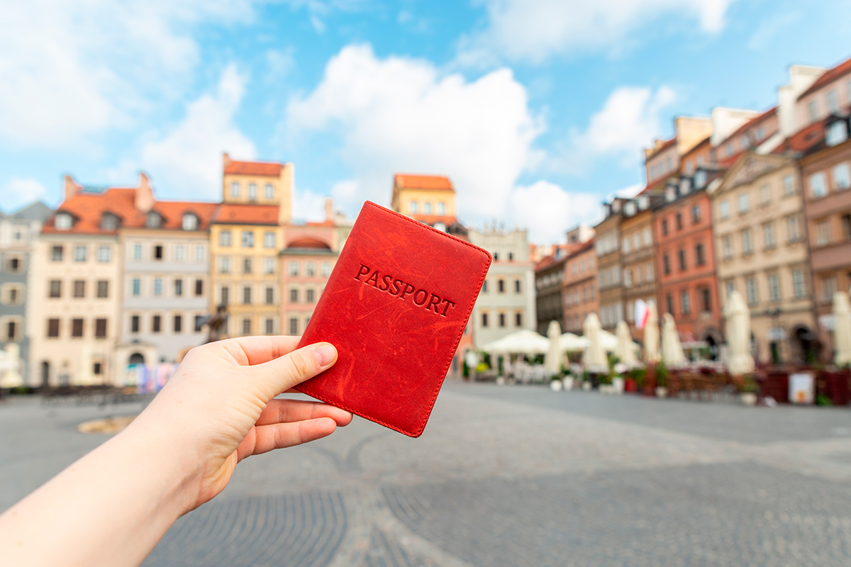 VFS Global прокомментировал инцидент с польскими визами