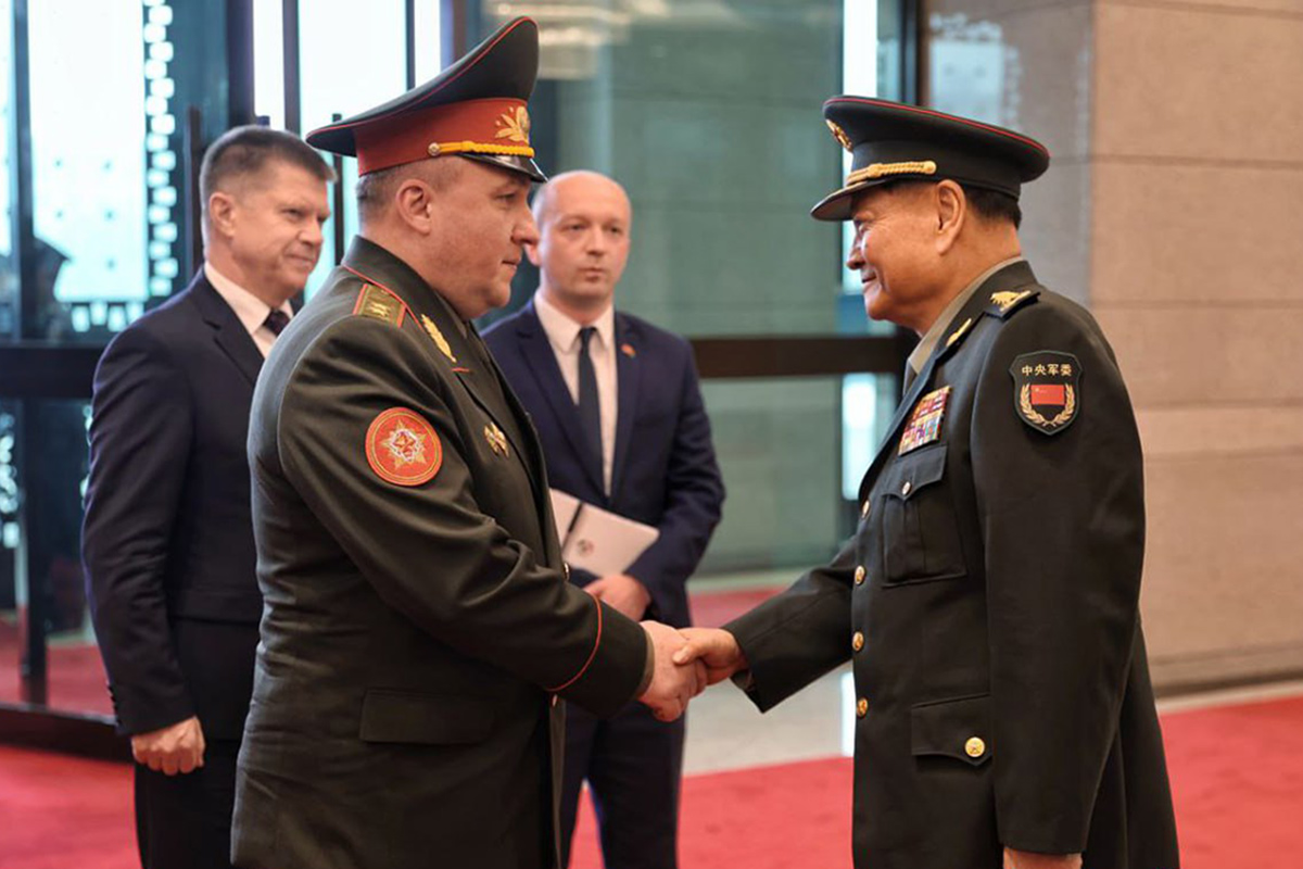 Беларусь и Китай собираются разработать дорожную карту военного сотрудничества