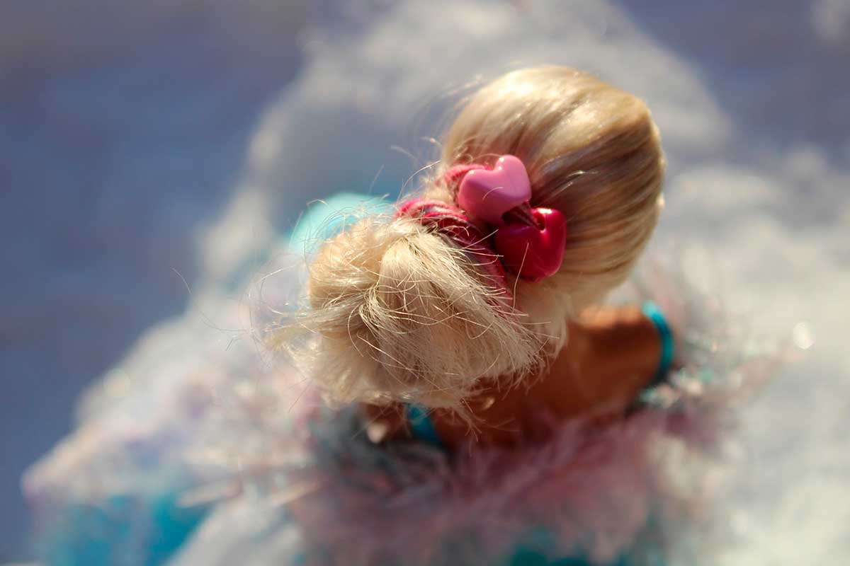 Мужчина в Гродно обокрал магазин детских игрушек – взял куклы Барби