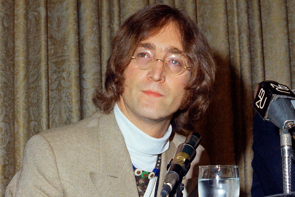 Последнее письмо Леннона продали за рекордную сумму – на это есть причина