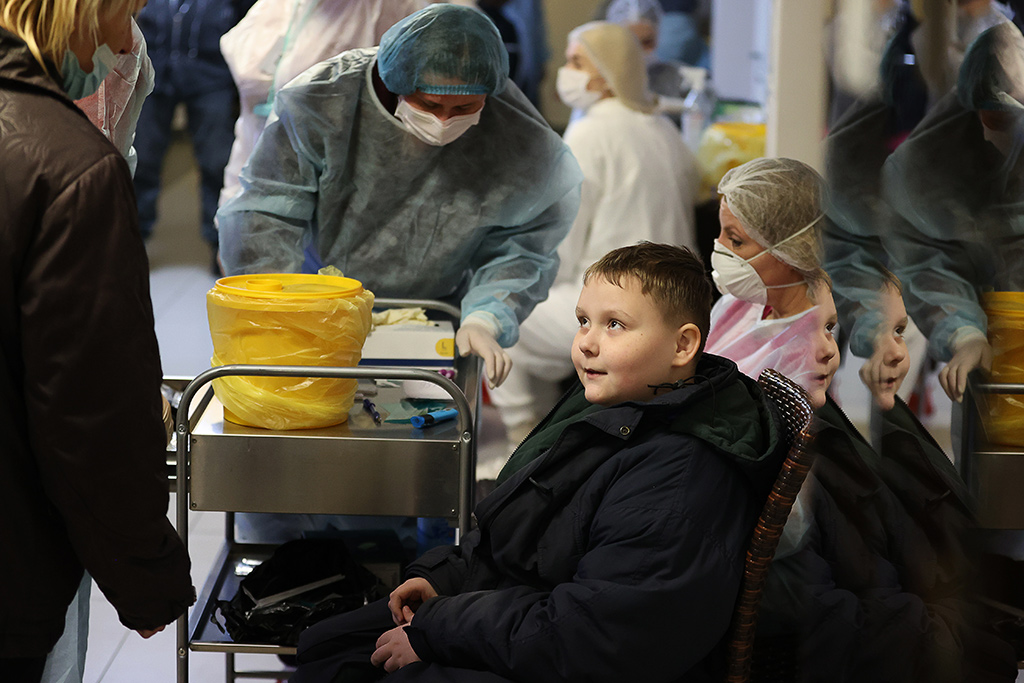 Власти Болгарии продлили программу помощи беженцам из Украины