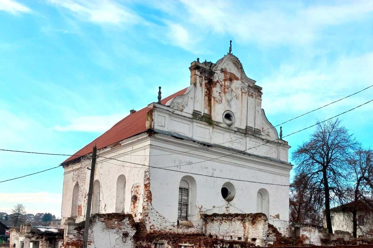 Многострадальную синагогу в Слониме все-таки продали – кто же ее купил