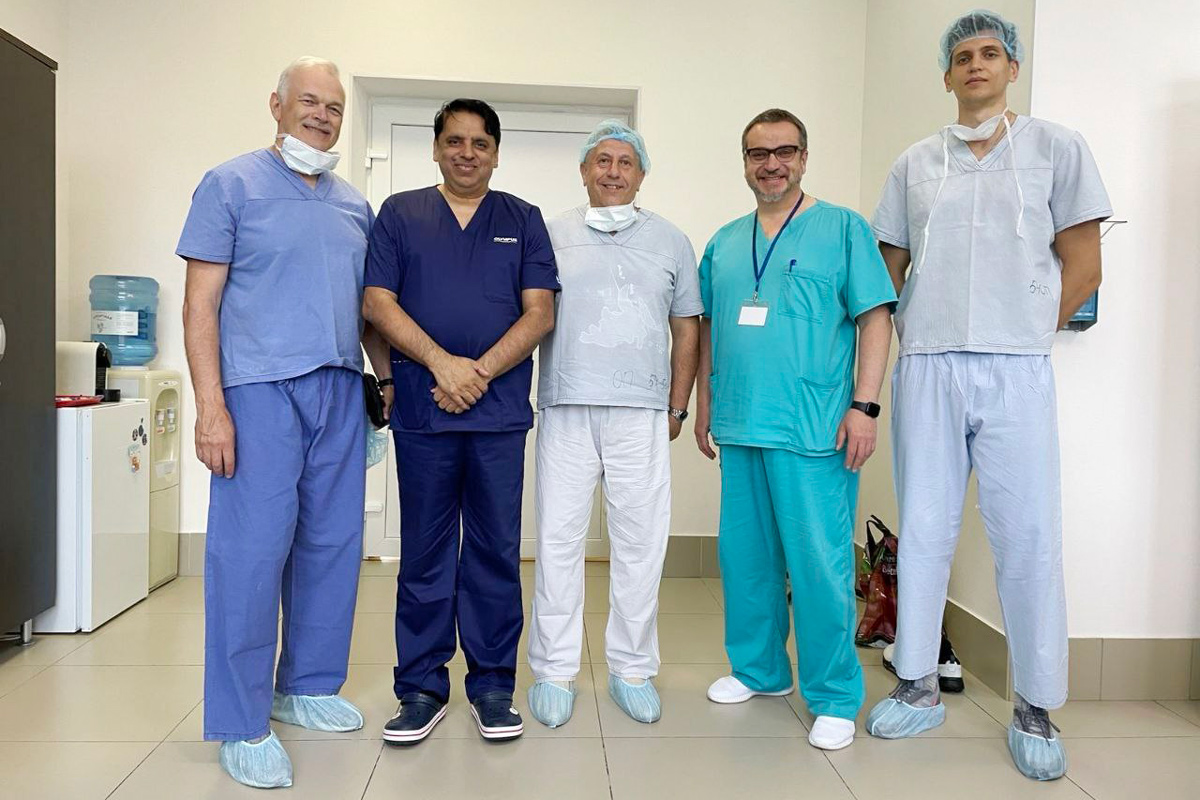 Робот-хирург помог белорусским и российским врачам провести операцию