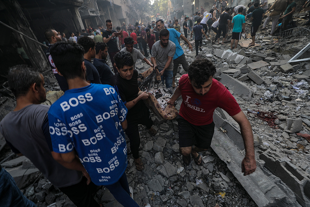 Минздрав Газы: жертвами авиаудара по городской больнице стали сотни человек