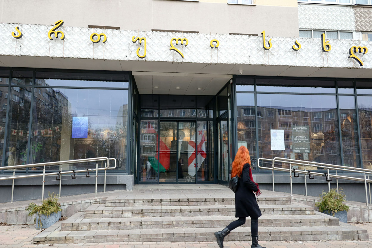 Салам и гамарджоба: торговые дома каких стран есть в Беларуси и что там продают