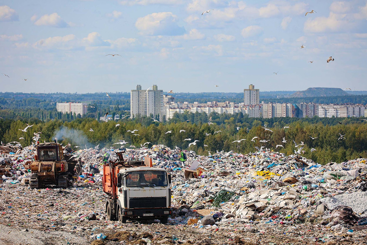 Горбатая гора: под Минском построят новый мусорный полигон