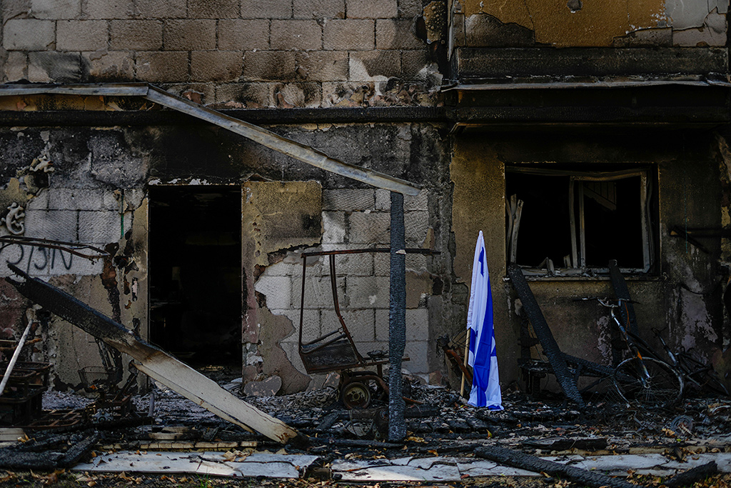 Посол рассказал о перспективах эвакуации белорусов из Израиля и сектора Газа