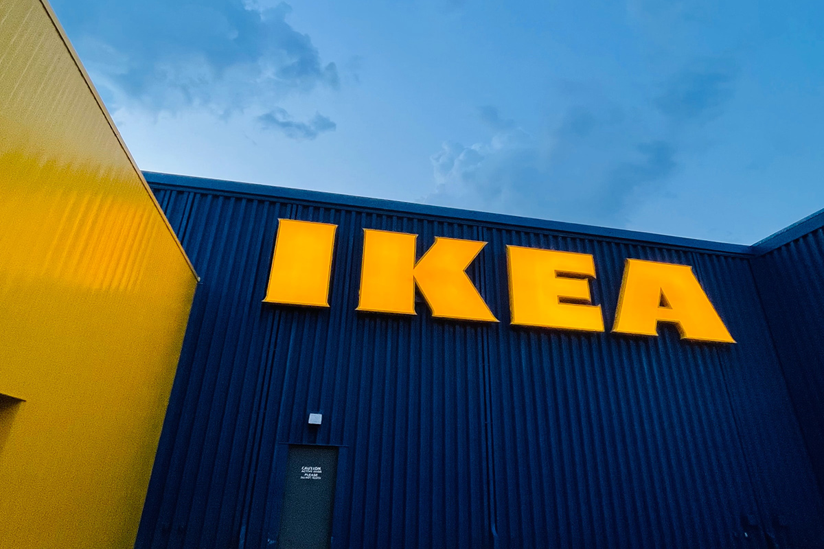 IKEA показала рекламу в стиле сериала Netflix "Уэнздей"