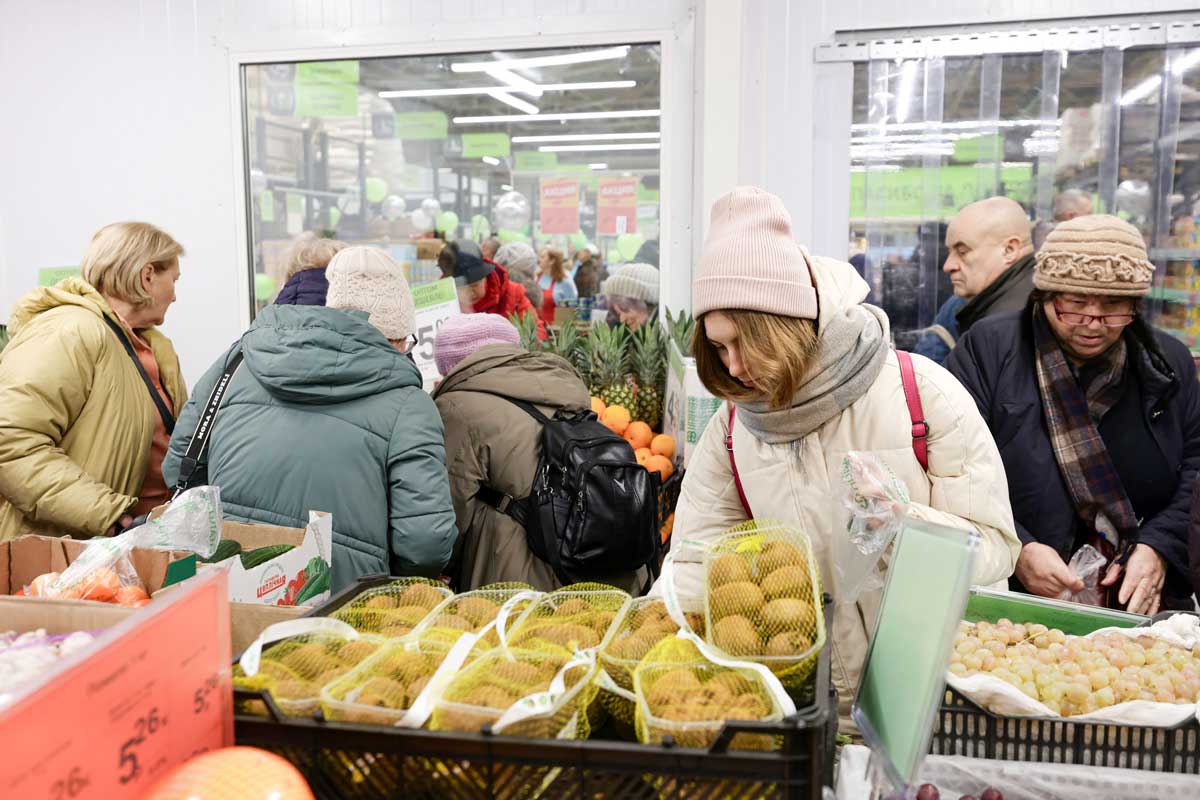 Как часто в белорусских магазинах находят просрочку – отвечает КГК