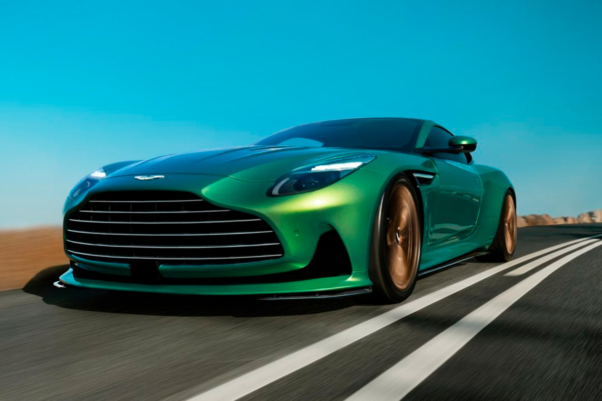 Aston Martin показал новый суперкар DB12
