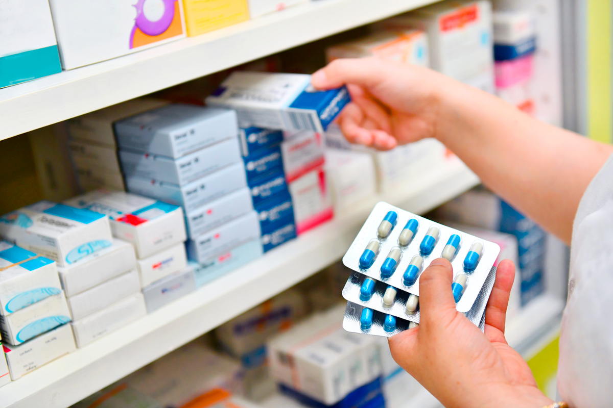 МАРТ предупредил Минздрав: все аптеки смогут продавать рецептурные лекарства?