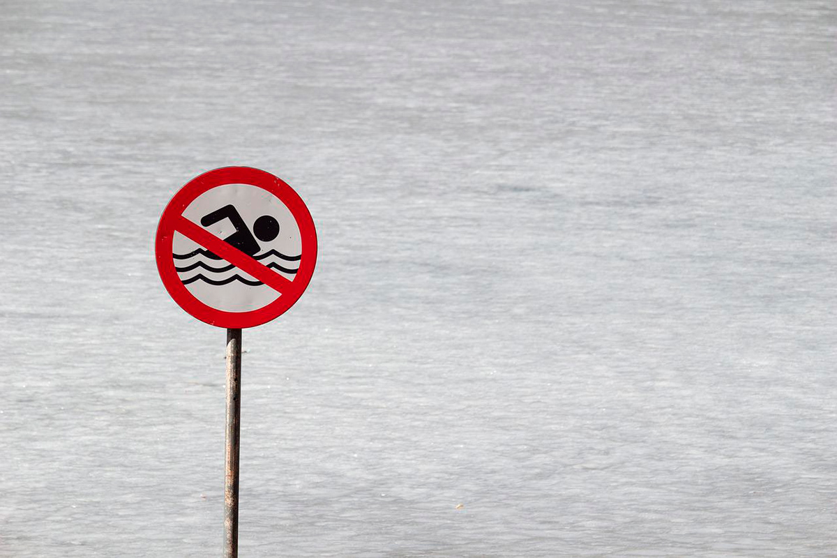 Стало известно, в каких водоемах страны купаться опасно для здоровья