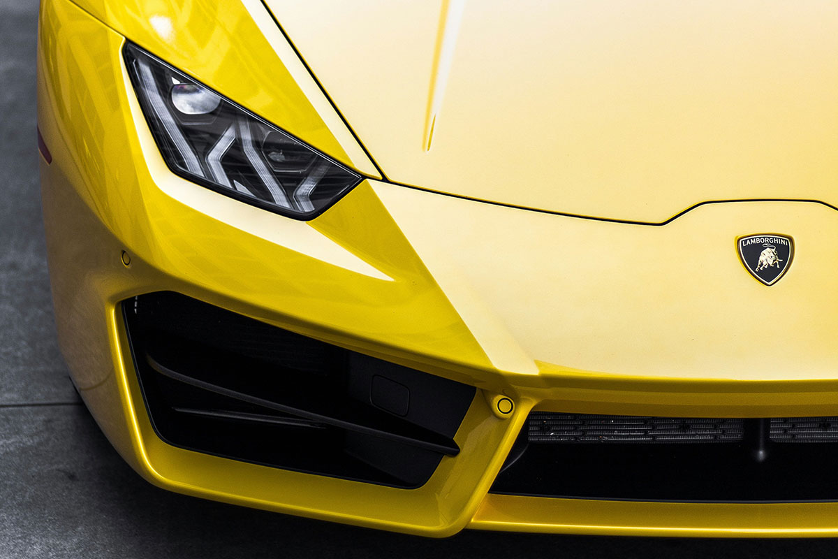Машины Lamborghini будут выпускать с новым логотипом – оцените вид