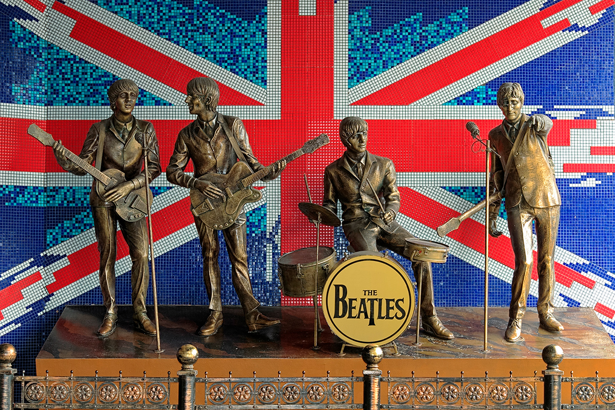 Вышла новая песня The Beatles с голосом Леннона – как это возможно
