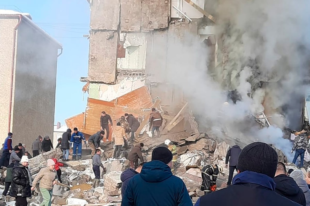 Взрыв жилого дома на Сахалине: что известно к этому часу