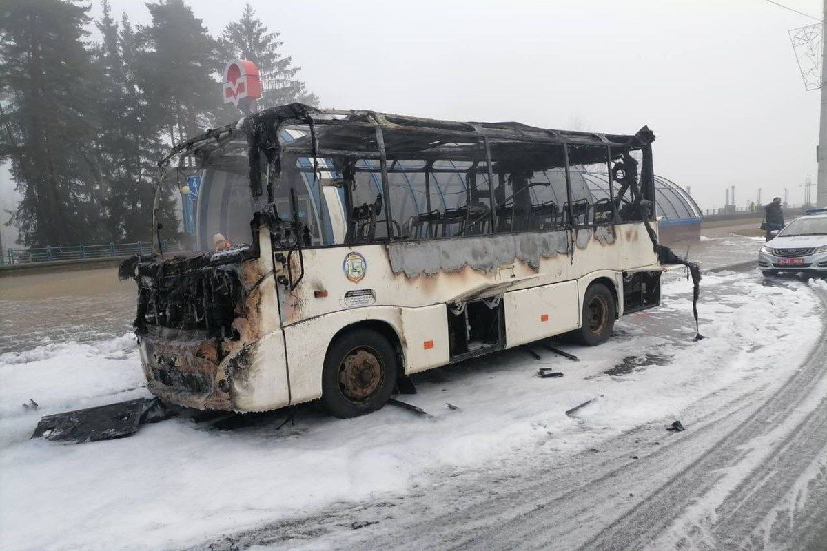В Минске на проспекте Независимости горел автобус
