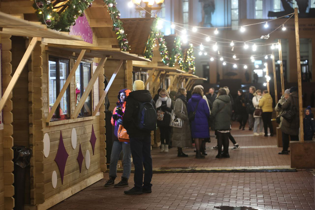 Лучшие ярмарки в Минске: где искать новогоднее настроение