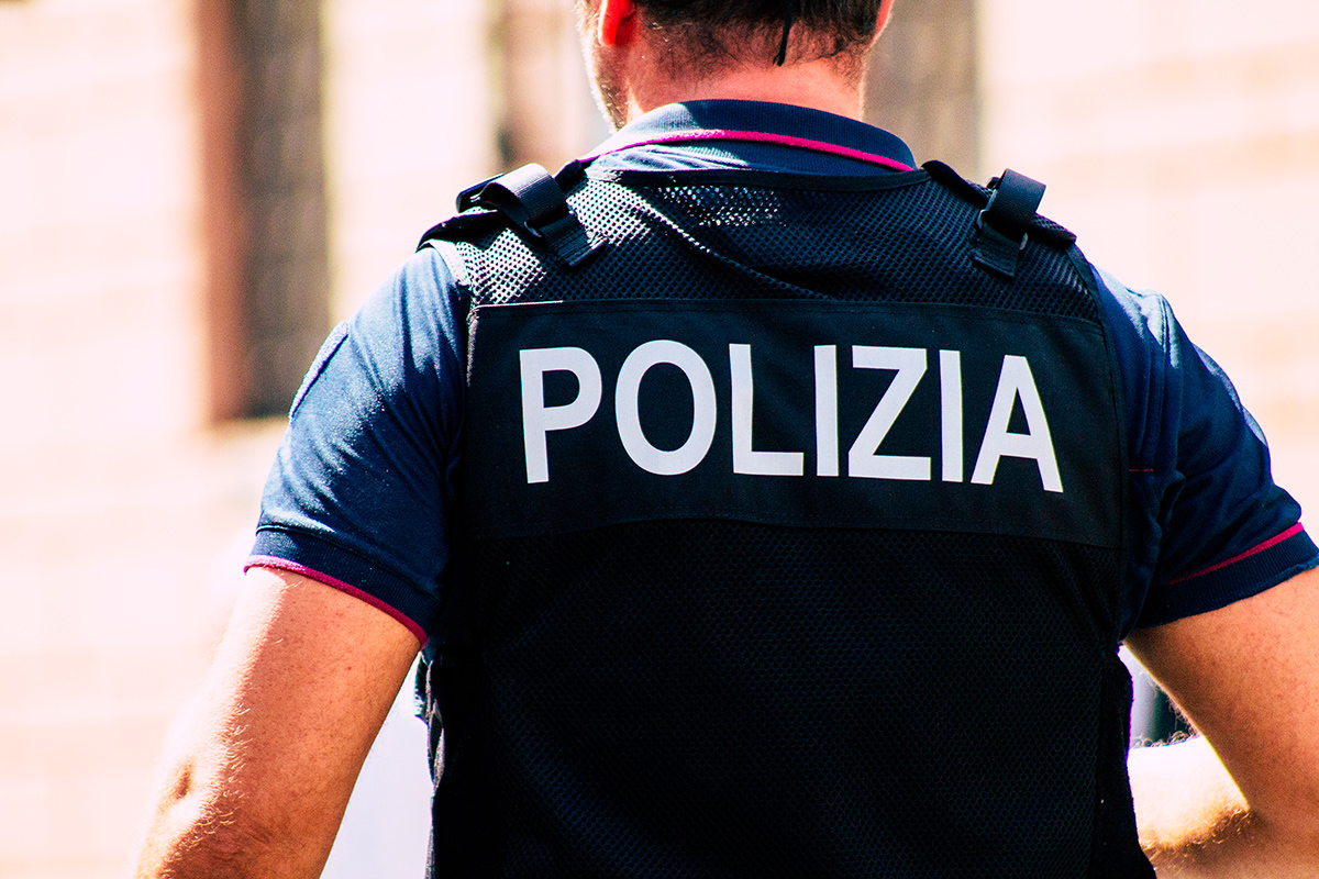 Сын босса мафии убит во время футбольных праздников в Неаполе