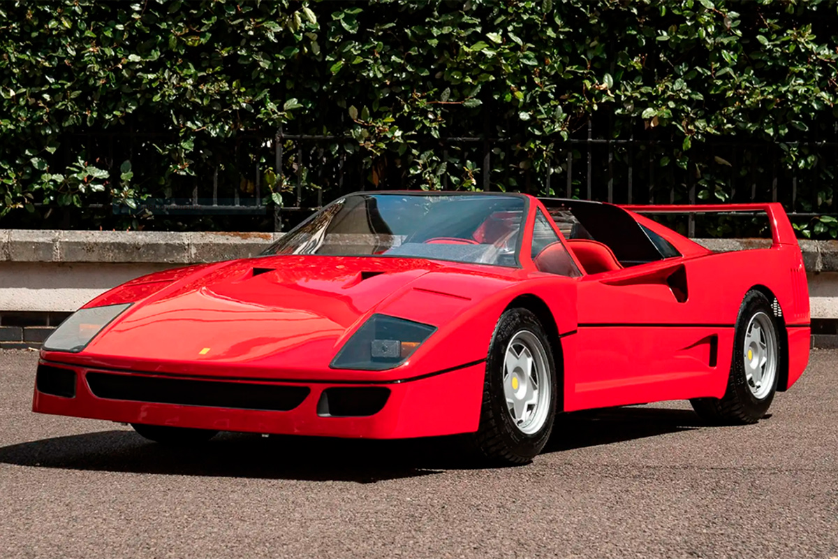 Фейковый, но красивый: на аукционе продают реплику Ferrari F40