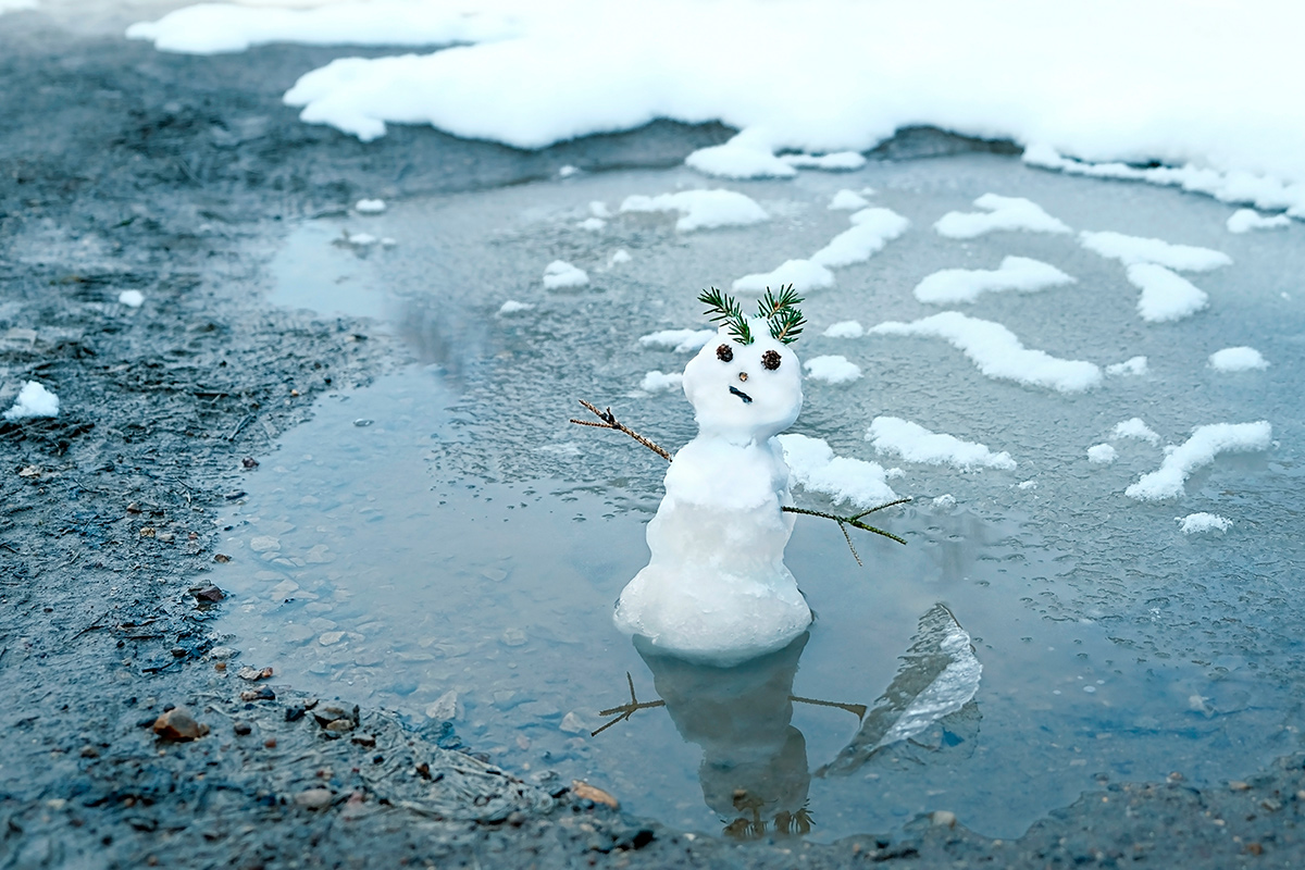 Зимней сказки не будет: Рябов обещает традиционный предновогодний снегодождь