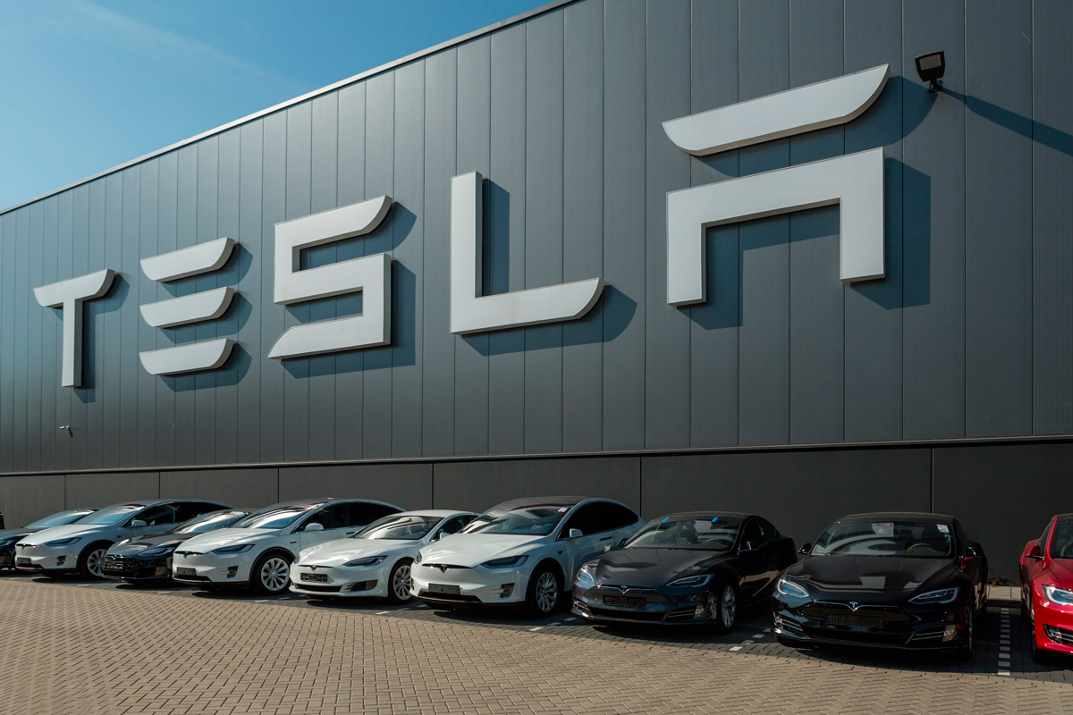 Электрокар за $25 тыс.: Tesla готовится совершить революцию в сборке машин