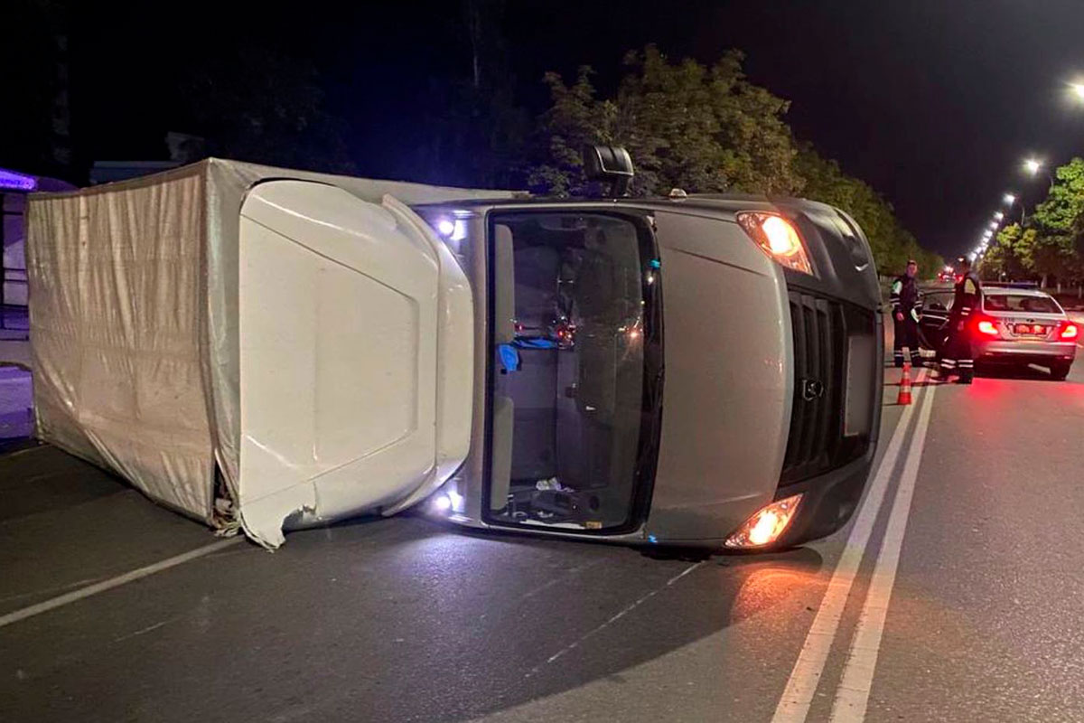 Пьяный подросток устроил на грузовике эпичное ДТП в Могилеве