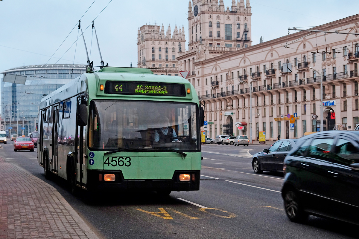 Минсктранс: 7 ноября автобусы будут ходить по графику воскресенья