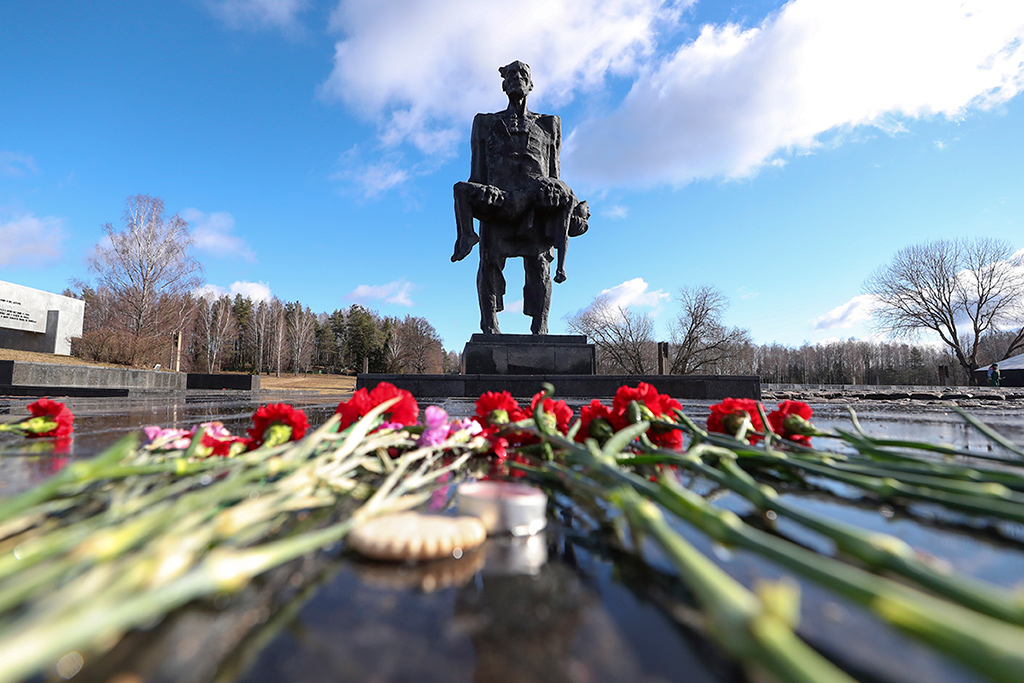 Хатынь: страшная трагедия Беларуси и памятный урок миру