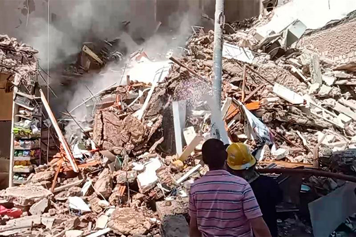 В Египте обрушилось многоэтажное здание: есть пострадавшие