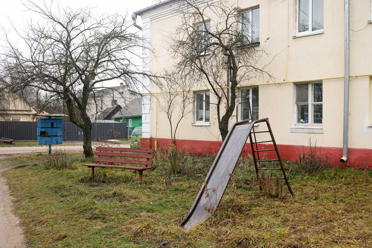 В Минске взялись за замену старых детских площадок – когда закончат