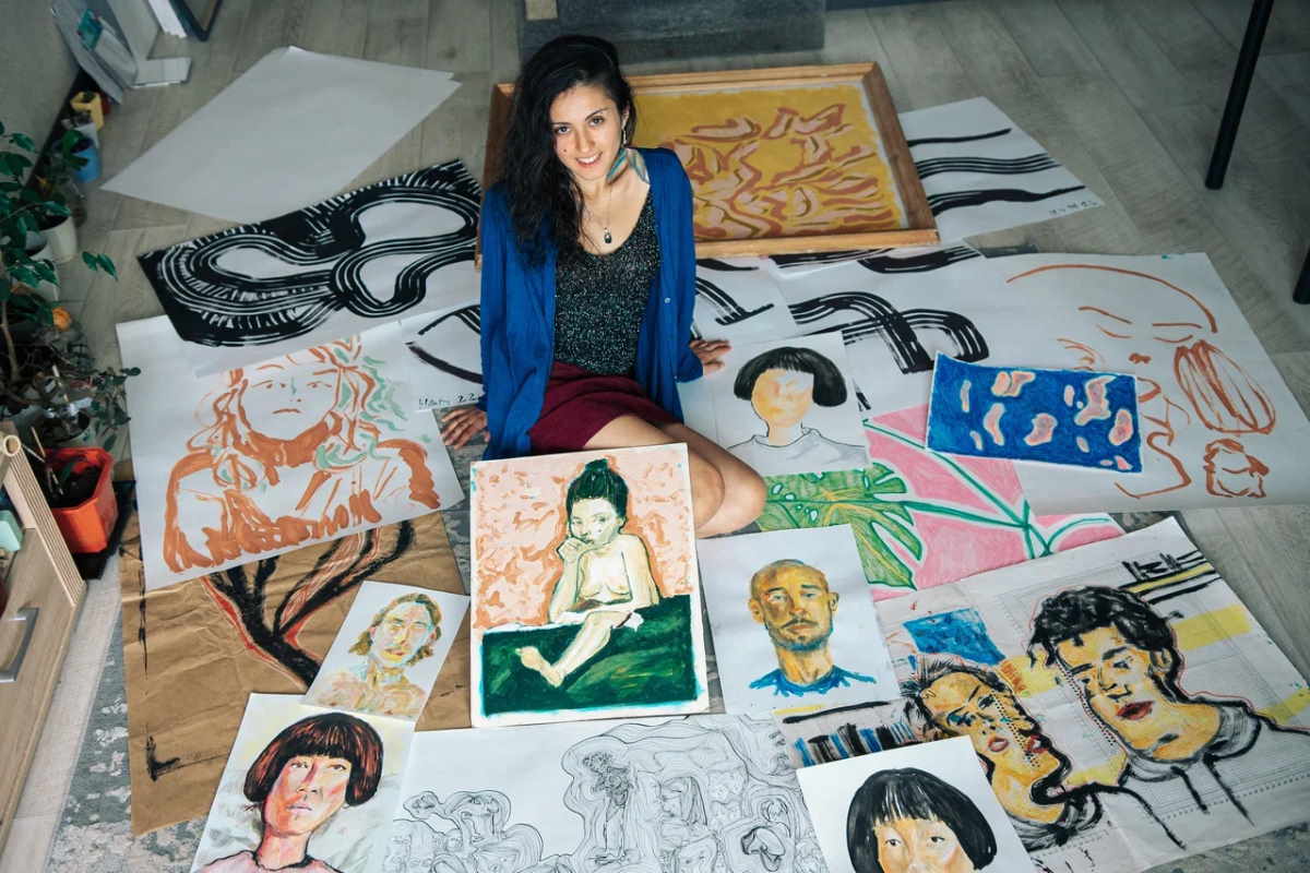 Девушка из Ирана пишет удивительные портреты белорусов – вам понравится