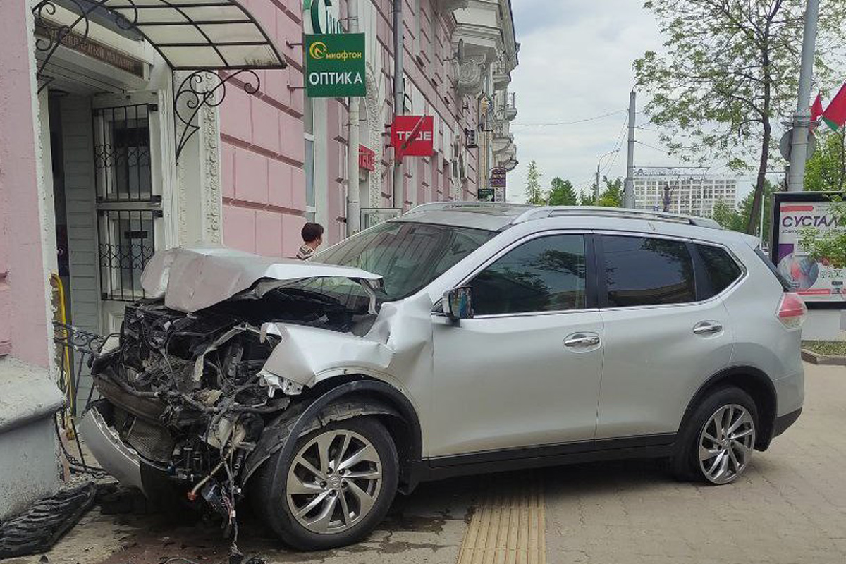 ДТП в Витебске: трое пострадавших доставлены в больницу