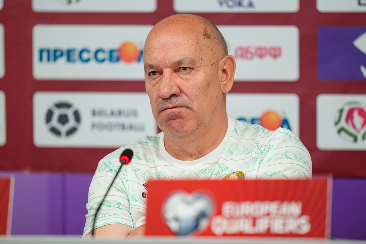 Кондратьев покинул пост главного тренера сборной Беларуси по футболу