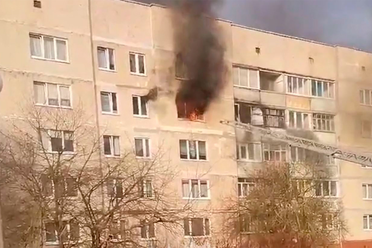 Квартира горела открытым пламенем в Гродно