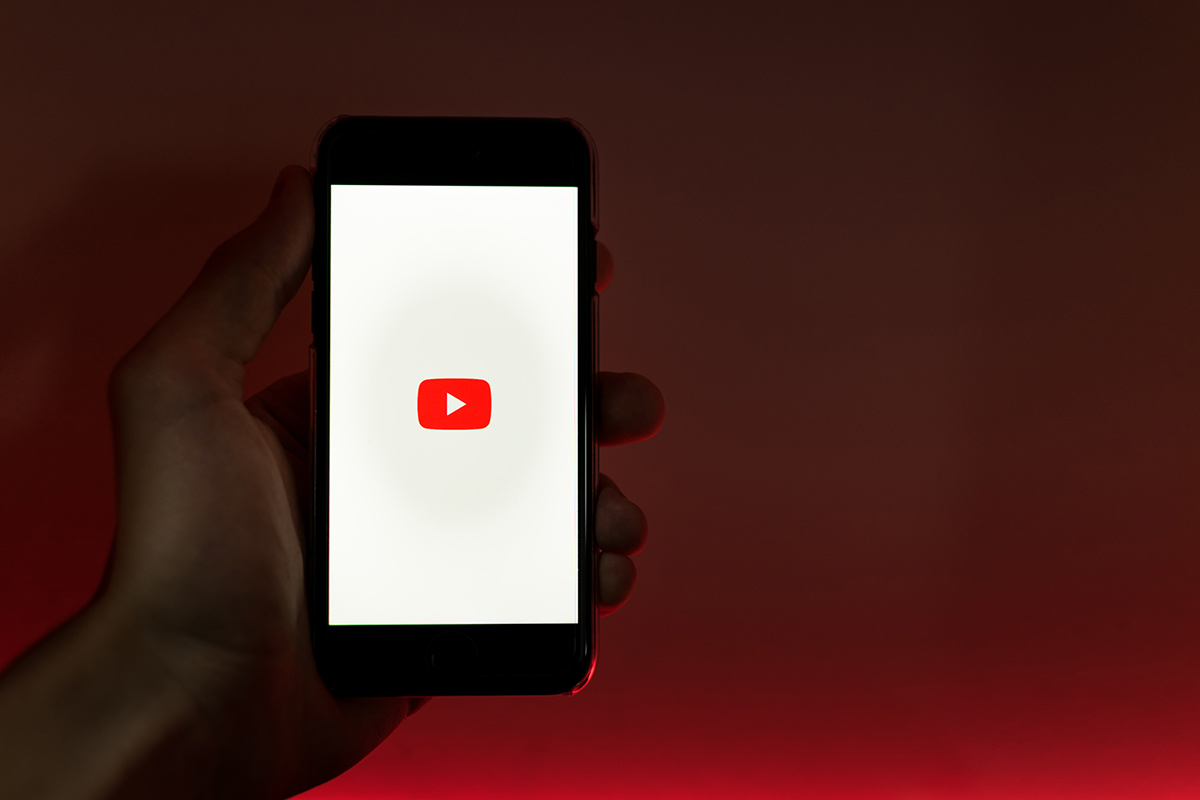 Стала известна прибыль YouTube за последний год