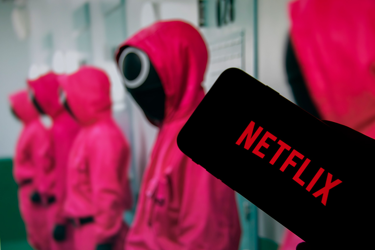 Шестая "Корона" и реалити по "Игре кальмара": Netflix анонсировал новинки